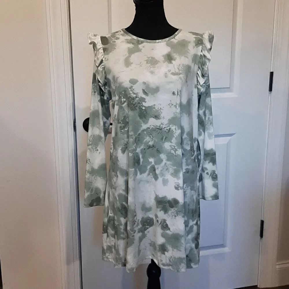 Love,Fire Olive Tie Dye Long Sleeve Dress NWT